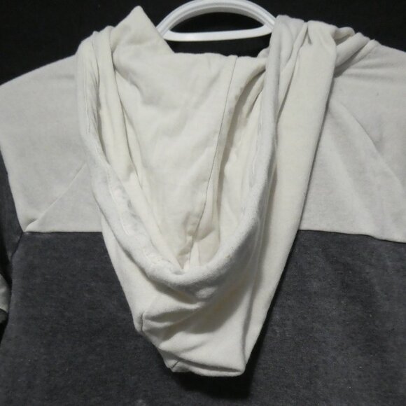 FOREVER 21 | small | Grey and Cream Hooded Sweatshirt | Kangaroo Pocket - Picture 11 of 16